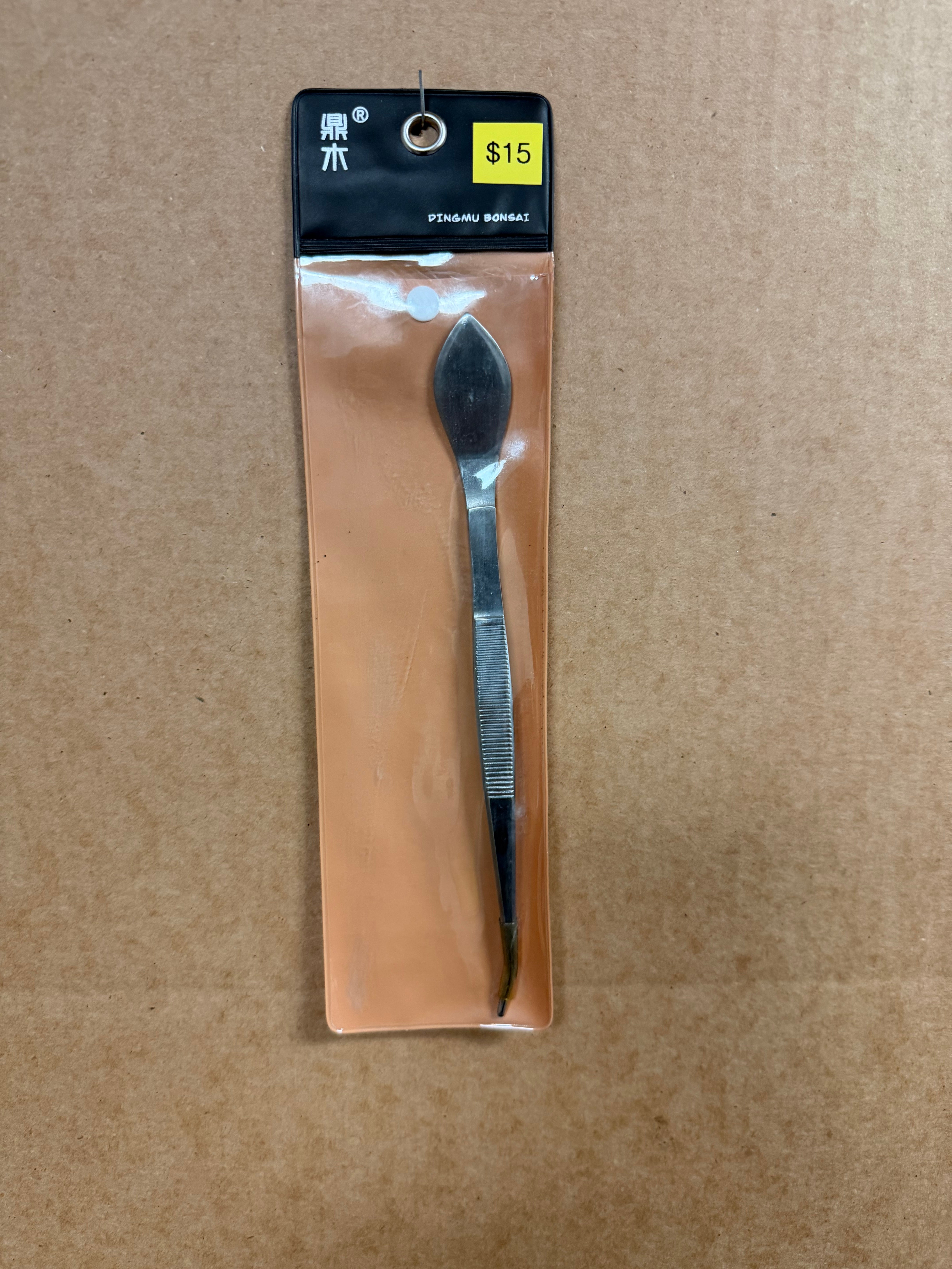Tweezers